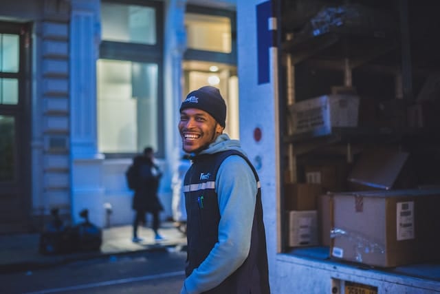 FedEx courier
